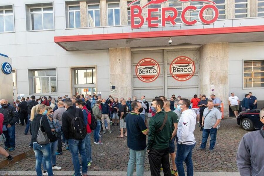 Alla Berco di Copparo prosegue lo sciopero con presidio dei lavoratori per le prospettive produttive dell’Azienda