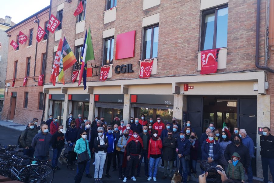 Il lavoro alza la voce: apertura straordinaria Camera del Lavoro di Ferrara